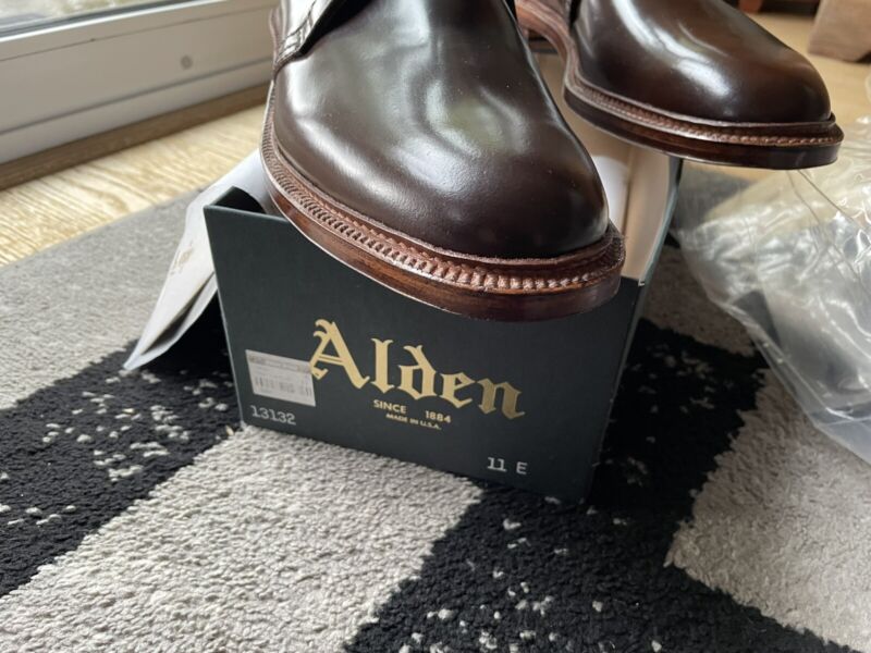 ［Carter ］Alden シガー チャッカブーツ 13132 Carter 様専用］Alden シガー チャッカブーツ 13132 - メルカリ