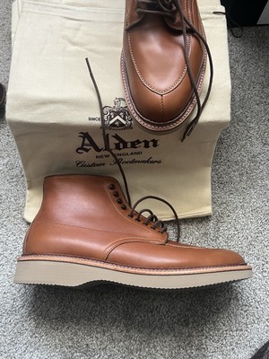Alden D2956 Brown Saddle Calf V-Tip Boot