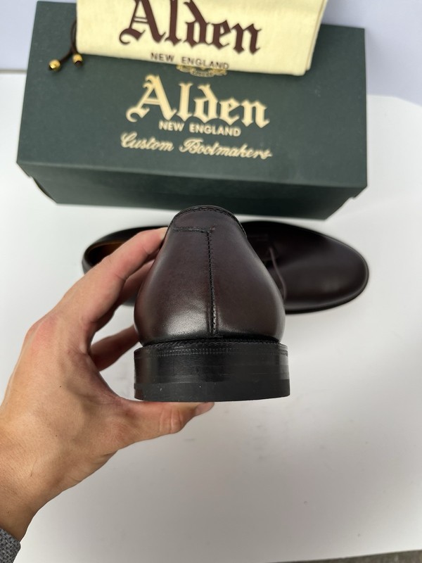 靴 Alden 969 Dark Brown Calfskin Plain Toe Alden 969 Dark Brown Calfskin Plain Toe Dover | Alden Model