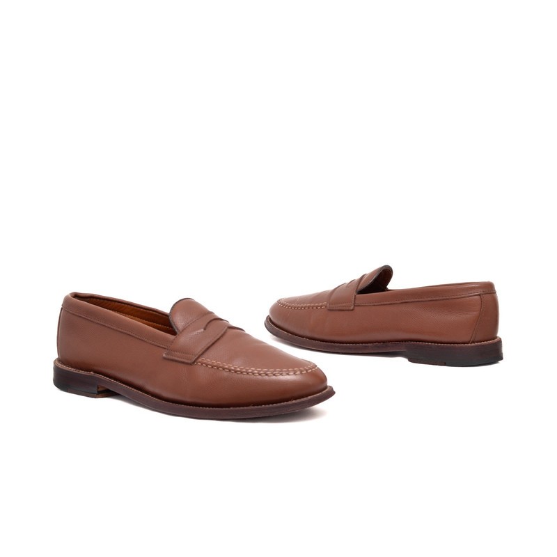 maronページ Bronze meets Zebrano wood - a combination that perfectly mirrors