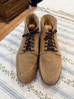 Alden D1950 Tan Suede 6 Eyelet Chukka