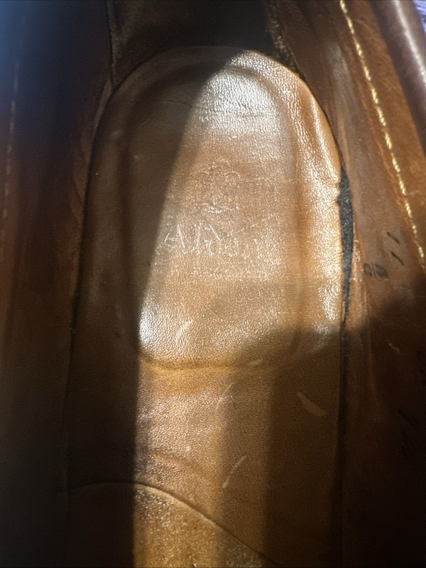 Alden 725